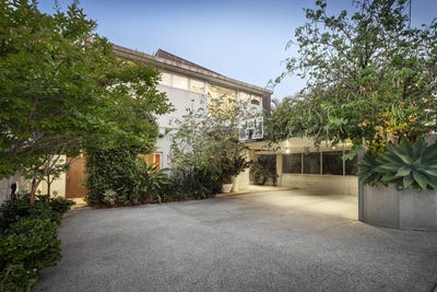 /international/au/202-broome-st-cottesloe-wa-148722800/