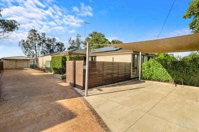 /international/au/97-kenmare-road-londonderry-nsw-150848376/