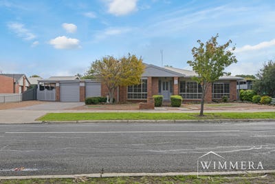 /international/au/74-barnes-boulevard-horsham-vic-151448628/