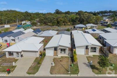 /international/au/18-odette-road-clinton-qld-151551880/