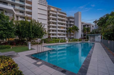 /international/au/2105-1a-mungar-street-maroochydore-qld-152465672/