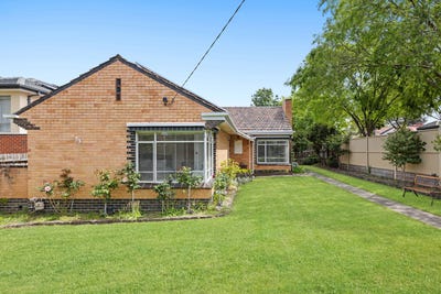 /international/au/23-barkly-street-box-hill-vic-152661096/