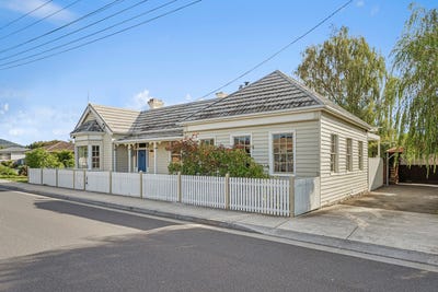 /international/au/114-beach-road-margate-tas-150720296/