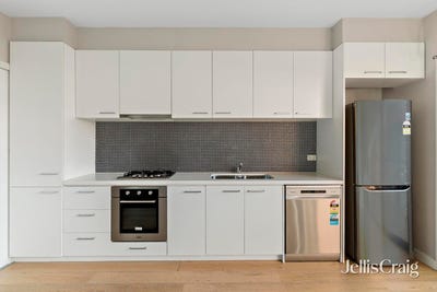 /international/au/9-12-leonard-crescent-ascot-vale-vic-151290460/