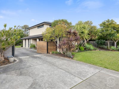 /international/au/15-deanswood-drive-somerville-vic-152458932/