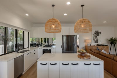 /international/au/8-berrima-row-noosa-heads-qld-148470784/