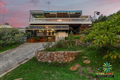 /international/au/56-lascelles-parade-gooseberry-hill-wa-148435888/