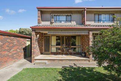 /international/au/9-81-85-ziegler-avenue-kooringal-nsw-152487220/