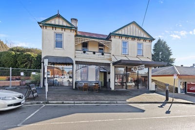 /international/au/31-emu-bay-road-deloraine-tas-148563352/