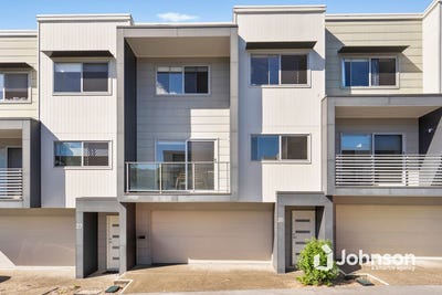 /international/au/26-421-trouts-road-chermside-west-qld-151303024/