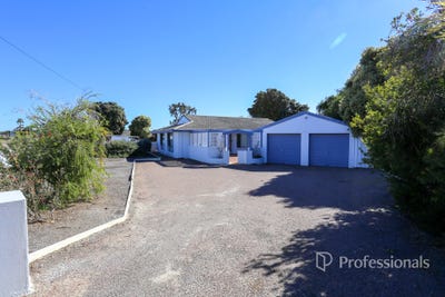 /international/au/4-wildcherry-avenue-castletown-wa-151868384/