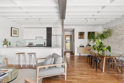 /international/au/4-46-mallett-street-camperdown-nsw-150713152/