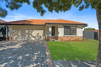 /international/au/9-pinnibar-street-hemmant-qld-148676528/?lang=en