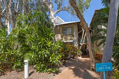 /international/au/s10-6-challenor-drive-cable-beach-wa-151171992/