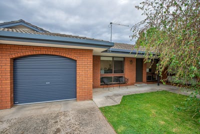 /international/au/5-432-kotthoff-street-lavington-nsw-152636024/