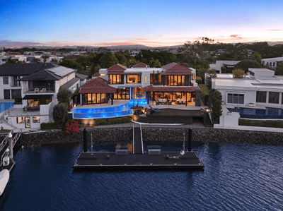 /international/au/2094-the-circle-sanctuary-cove-qld-152407172/