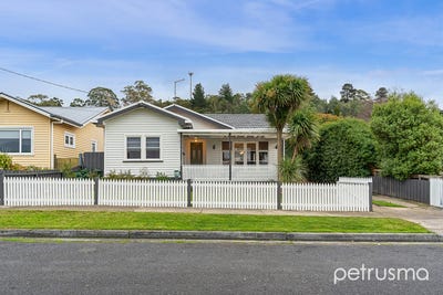 /international/au/26-north-crescent-new-norfolk-tas-151493736/