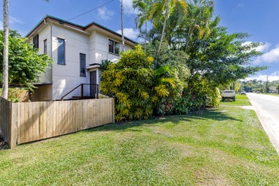 /international/au/8-mossman-street-mossman-qld-148425028/