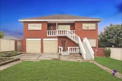 /international/au/163-acacia-avenue-greenacre-nsw-151330384/