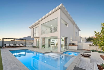 /international/au/16-kewarra-bend-secret-harbour-wa-148395436/