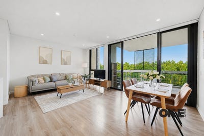 /international/au/216-1-kingfisher-st-lidcombe-nsw-151752192/