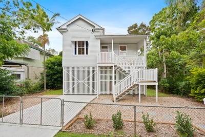 /international/au/12-hefferan-street-fairfield-qld-151193028/