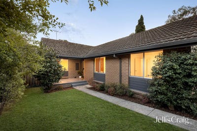 /international/au/5-patricia-court-yallambie-vic-151086916/