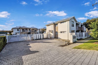 /international/au/4-189-gabriel-street-cloverdale-wa-152494656/