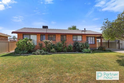 /international/au/20-johns-drive-kootingal-nsw-152467144/
