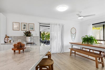 /international/au/15-kilbride-court-caloundra-west-qld-148126544/
