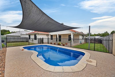 /international/au/30-anchorage-circuit-bushland-beach-qld-151216932/