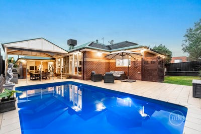 /international/au/14-yellowbox-way-diamond-creek-vic-151110040/