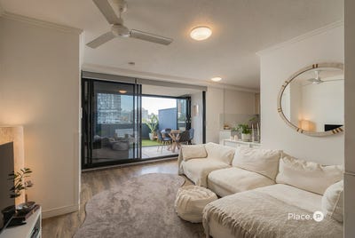 /international/au/601-398-st-paul-s-terrace-fortitude-valley-qld-152631420/