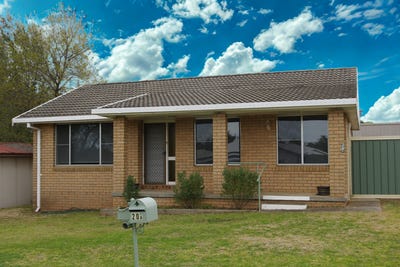 /international/au/20a-macassar-street-cowra-nsw-148583888/?lang=zh-cn