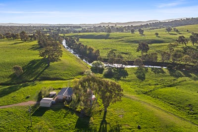 /international/au/755-long-lane-mansfield-vic-700427596/