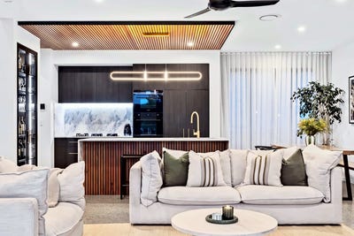 /international/au/1-36-kiers-road-miami-qld-152197000/