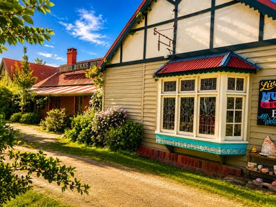 /international/au/36-monaro-street-wyndham-nsw-150994752/