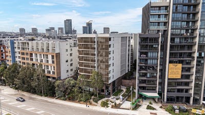 /international/au/8113-1-bennelong-parkway-wentworth-point-nsw-151127520/