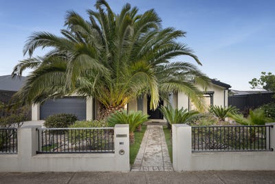 /international/au/14-ashridge-court-burnside-heights-vic-152654920/