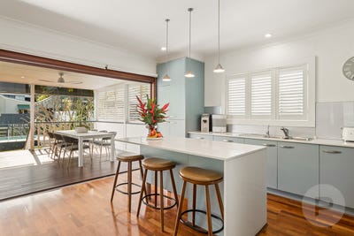 /international/au/8-boys-street-paddington-qld-152354236/