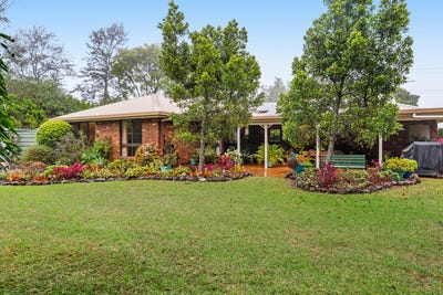 /international/au/28-cawdor-road-highfields-qld-151250408/