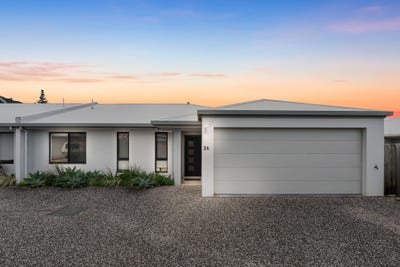 /international/au/2a-415-kamerunga-road-redlynch-qld-151208512/