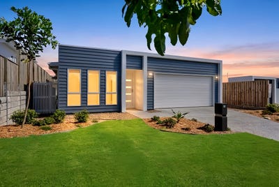 /international/au/12-burghardt-court-pimpama-qld-151632572/