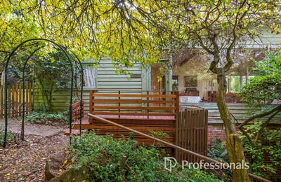/international/au/28-32-ridge-road-kalorama-vic-151024660/
