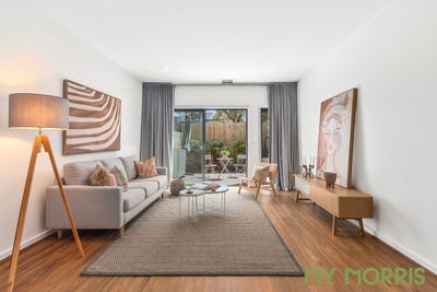 /international/au/75-1-rowland-rees-crescent-greenway-act-152433668/