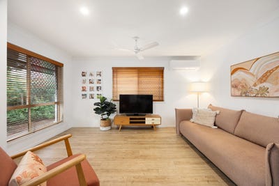 /international/au/11-hunter-street-everton-park-qld-151301672/