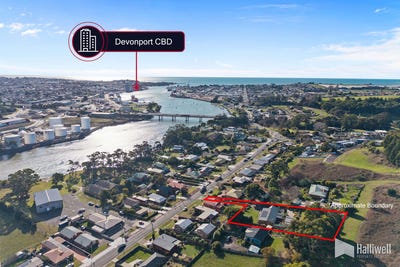 /international/au/31-river-road-ambleside-tas-148380064/
