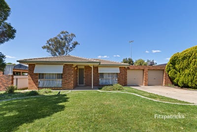 /international/au/41-nardoo-street-glenfield-park-nsw-152512080/