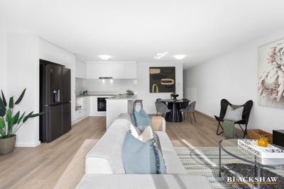 /international/au/65-maggie-scott-terrace-whitlam-act-148338136/