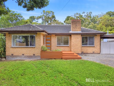 /international/au/18-st-james-avenue-montrose-vic-150901032/